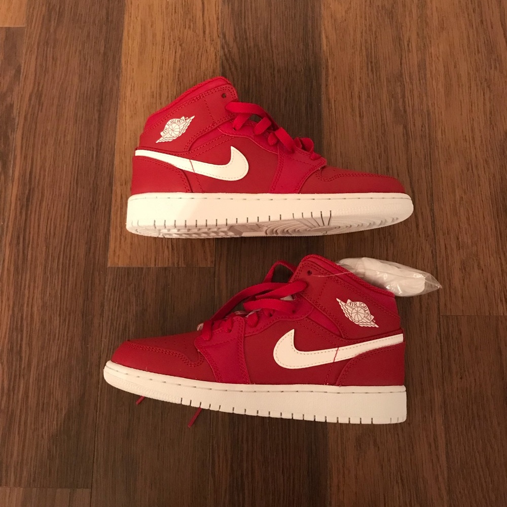 Air Jordan 1 mid
